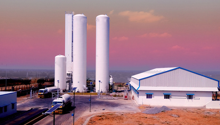 liquid oxygen storage tank
