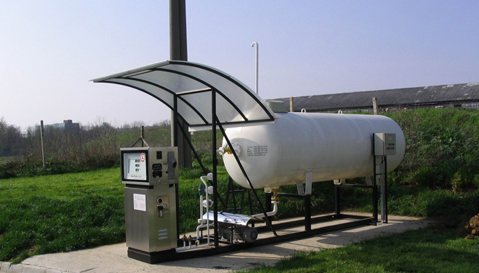 LPG skid-mounted refueling station