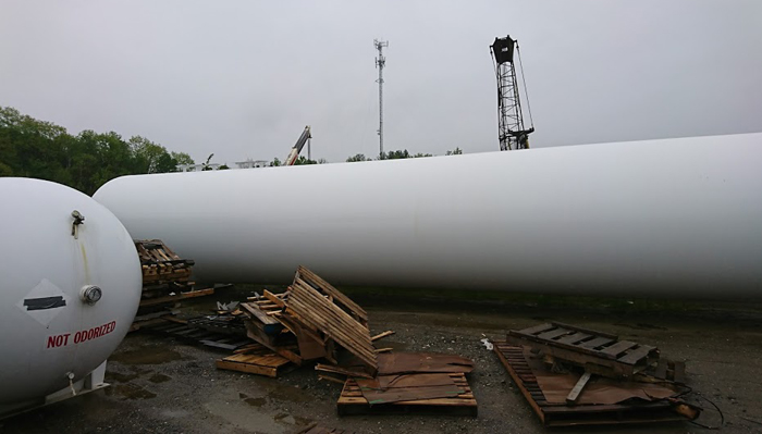 cryogenic liquid storage tank