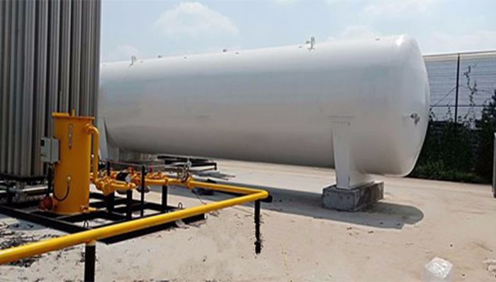 Precautions for use of liquid oxygen storage tank