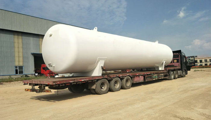 cryogenic liquid tank