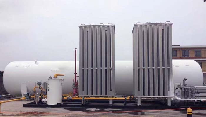 liquid oxygen storage tank