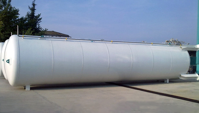 vacuum cryogenic storage tank