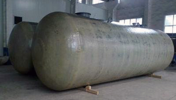 Double oil tank head