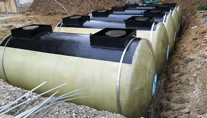 double-layer oil tank leakage
