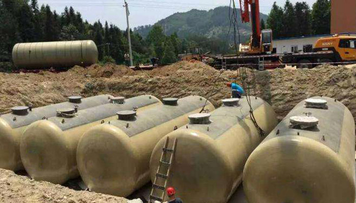 double-layer oil tank important part