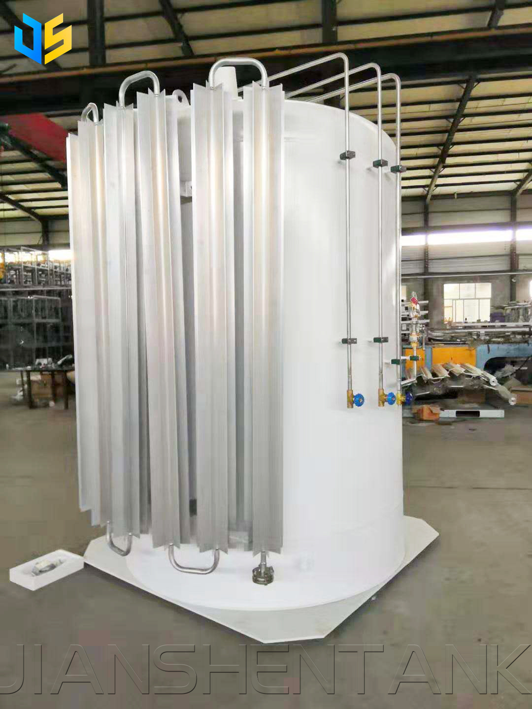 Cryogenic micro storage tank