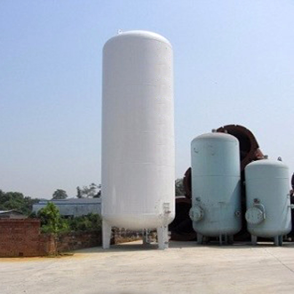 LNG storage tank