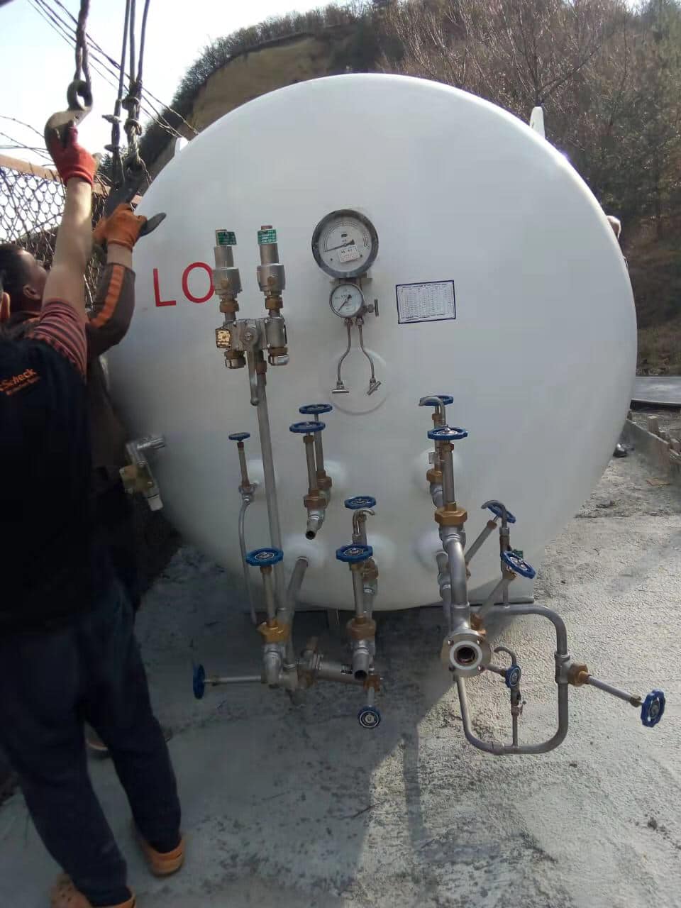 Double layers  liquid oxygen tank