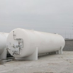 Liquefied oxygen tank