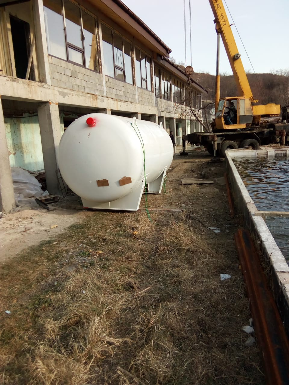 Cryogenic Vacuum Storage Tank