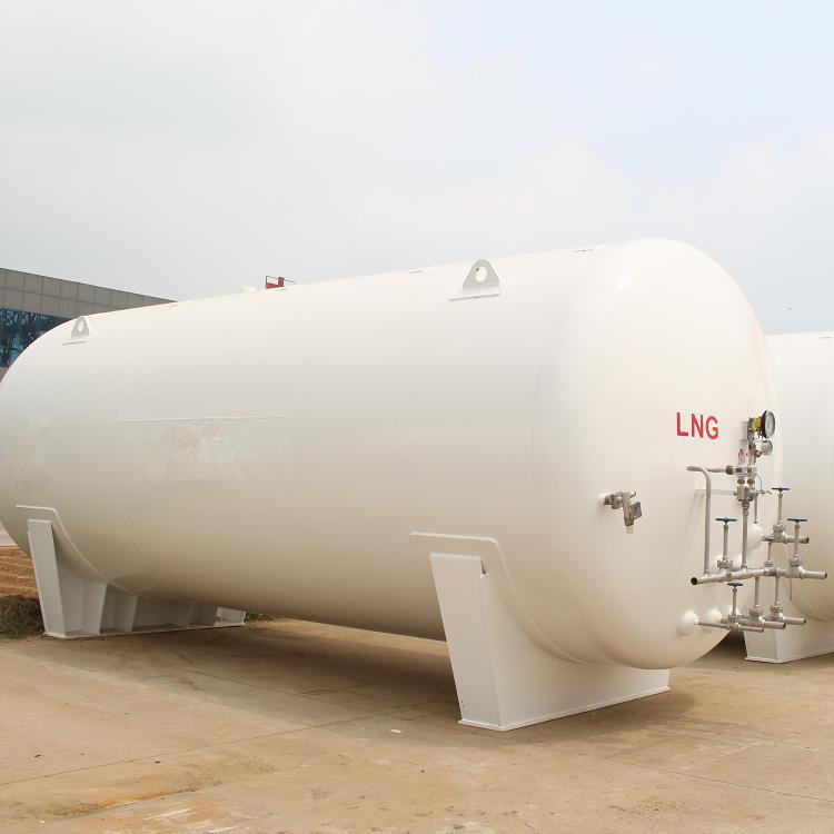 Horizontal LNG tank