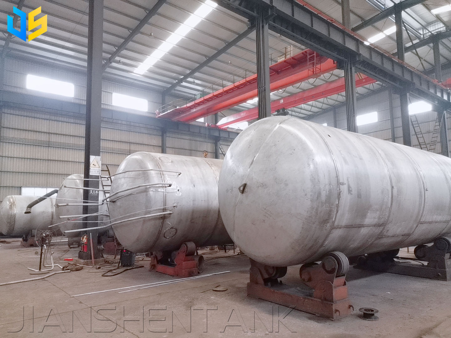 20m3 Vertical Type 1.6Mpa Pressure Oxygen Storage Tank