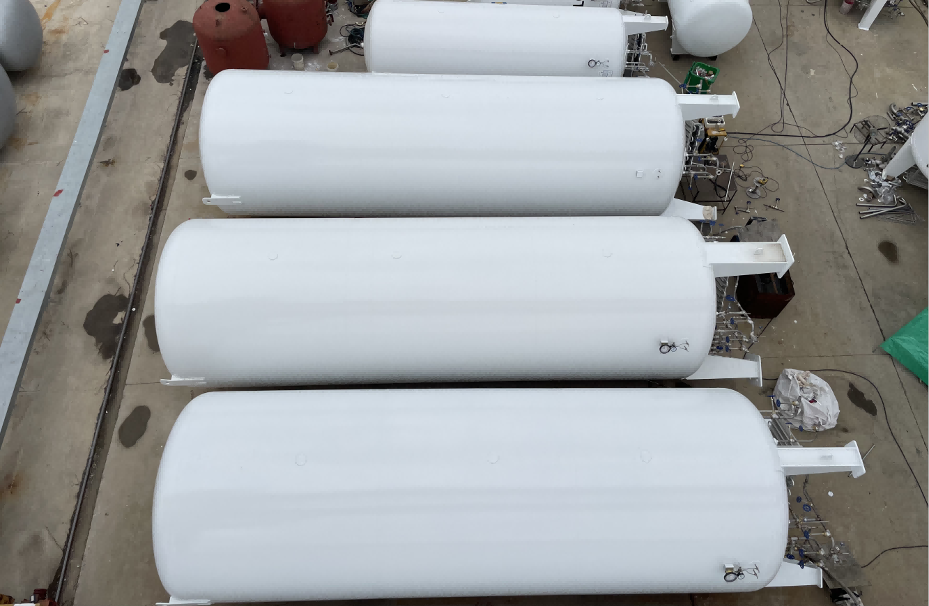 Analysis of Insulation Technology for Cryogenic Storage Tanks