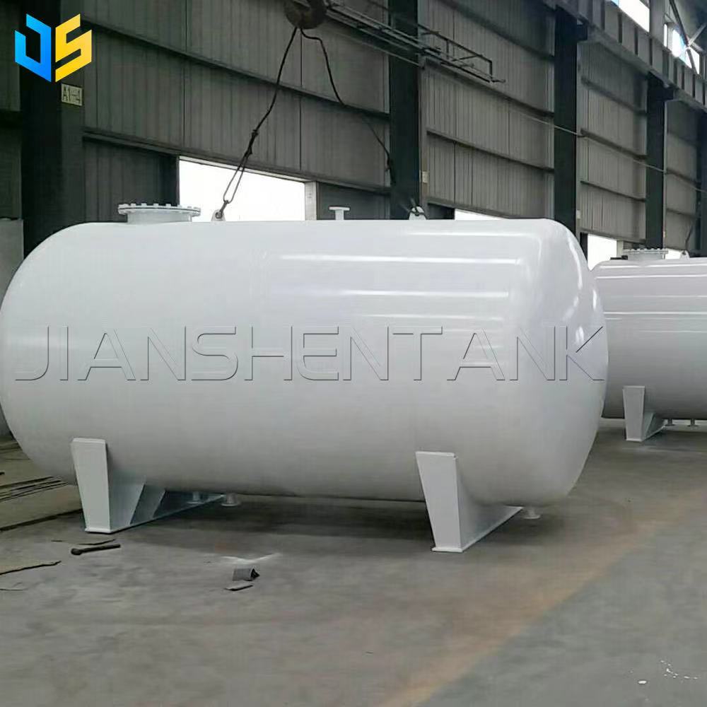 Aboveground oil tank  in China