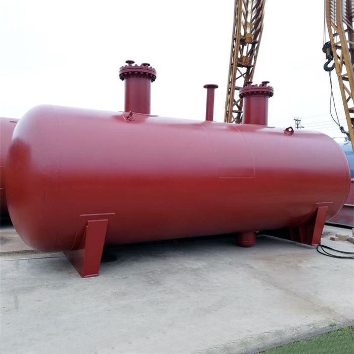 Hydrostatic test of liquefied gas storage tank