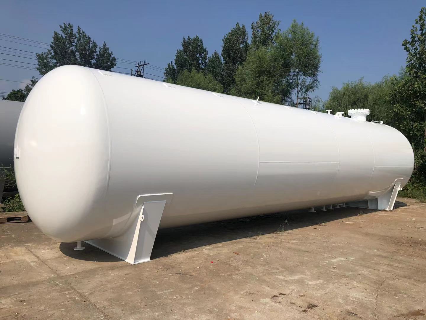 Safe operation of liquefied gas storage tank