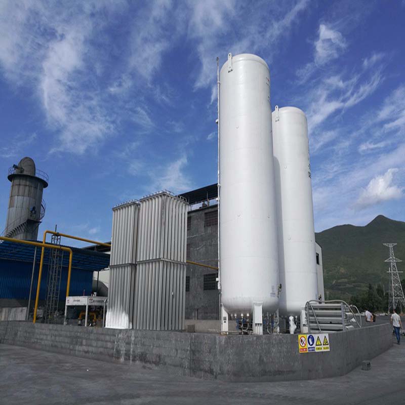 Cryogenic liquid carbon dioxide storage tank