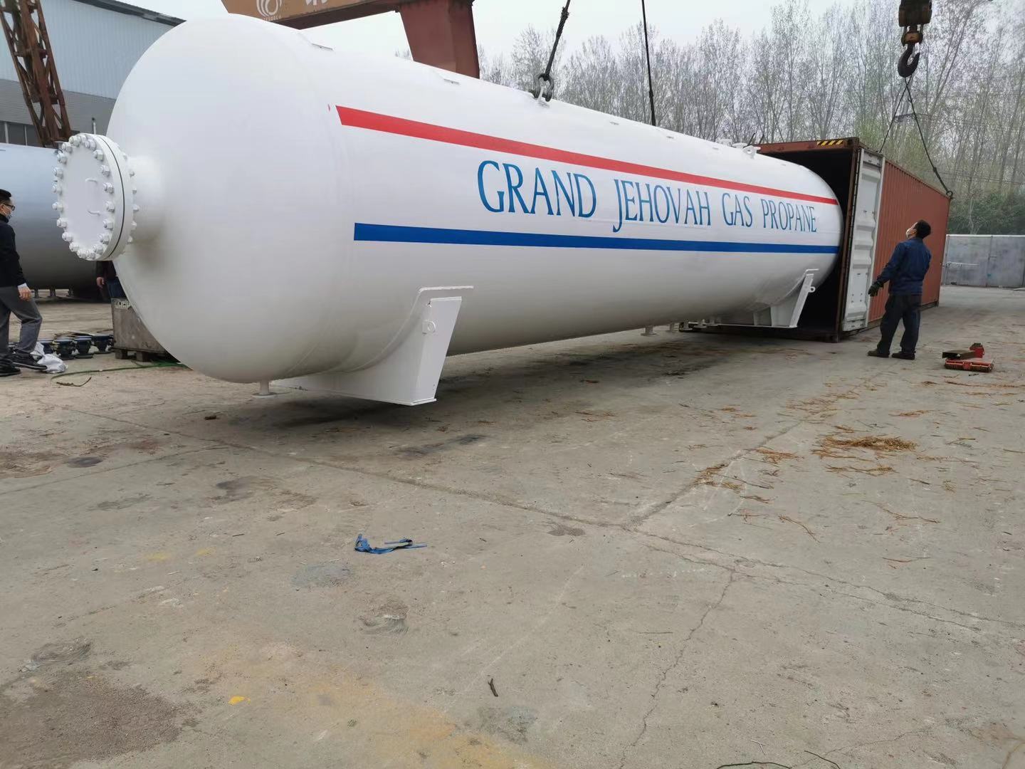 Weld hardness of liquefied gas storage tank