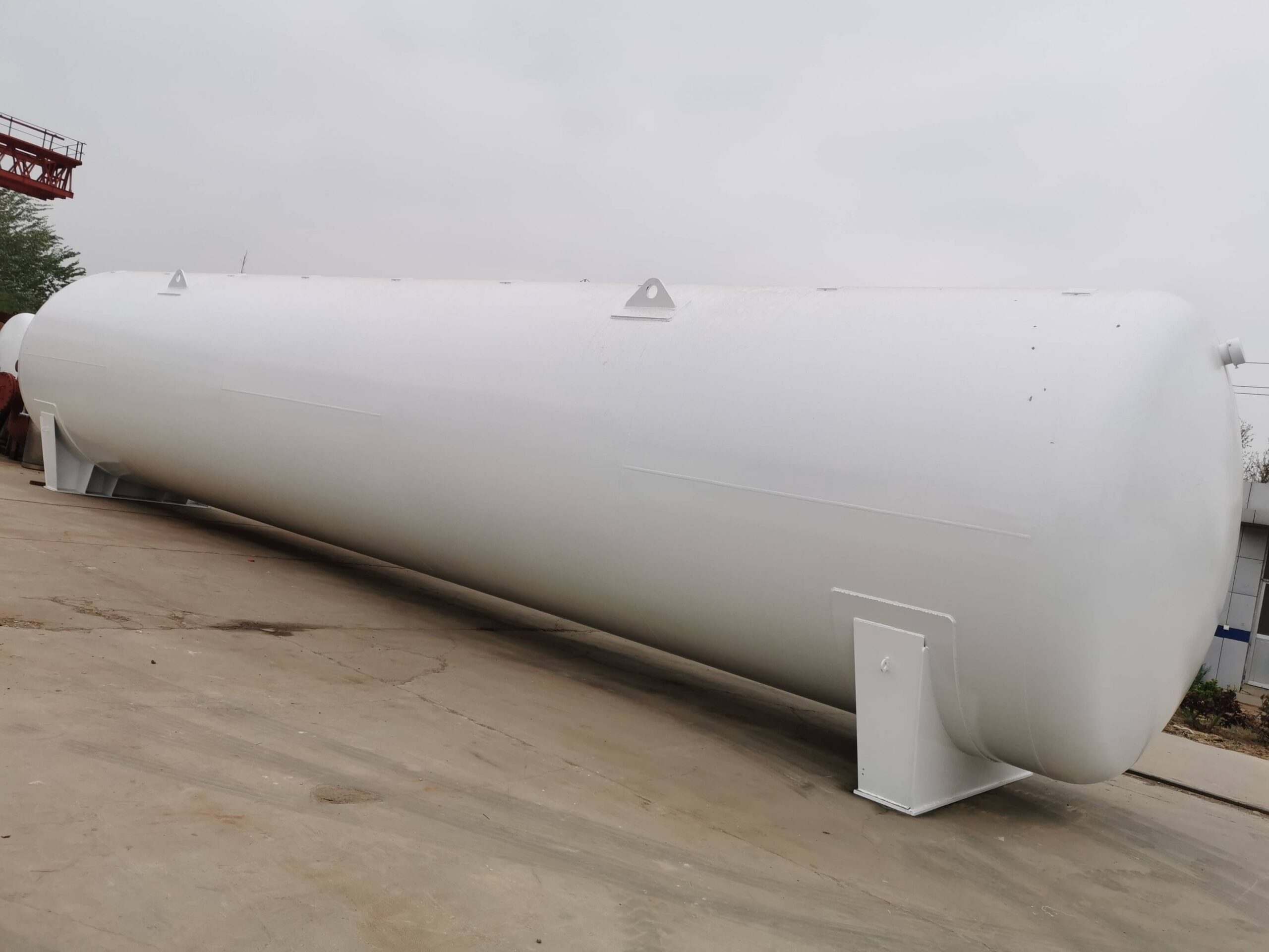 The inner tank of the LNG storage tank