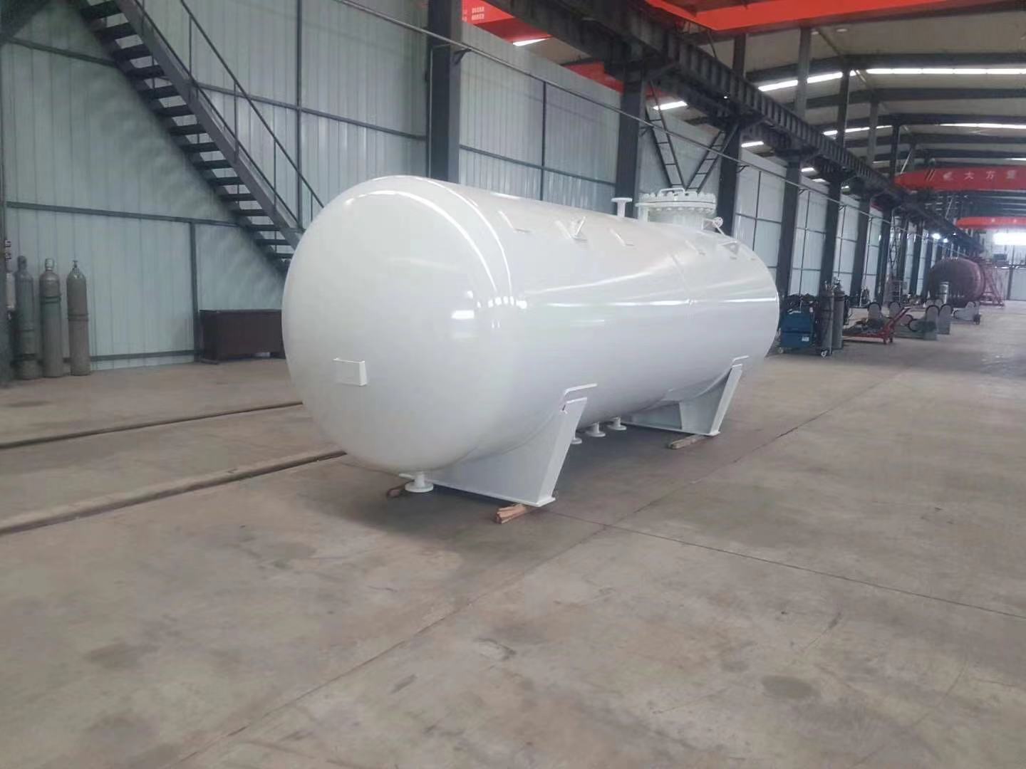 LPG tank manufacturing and acceptance