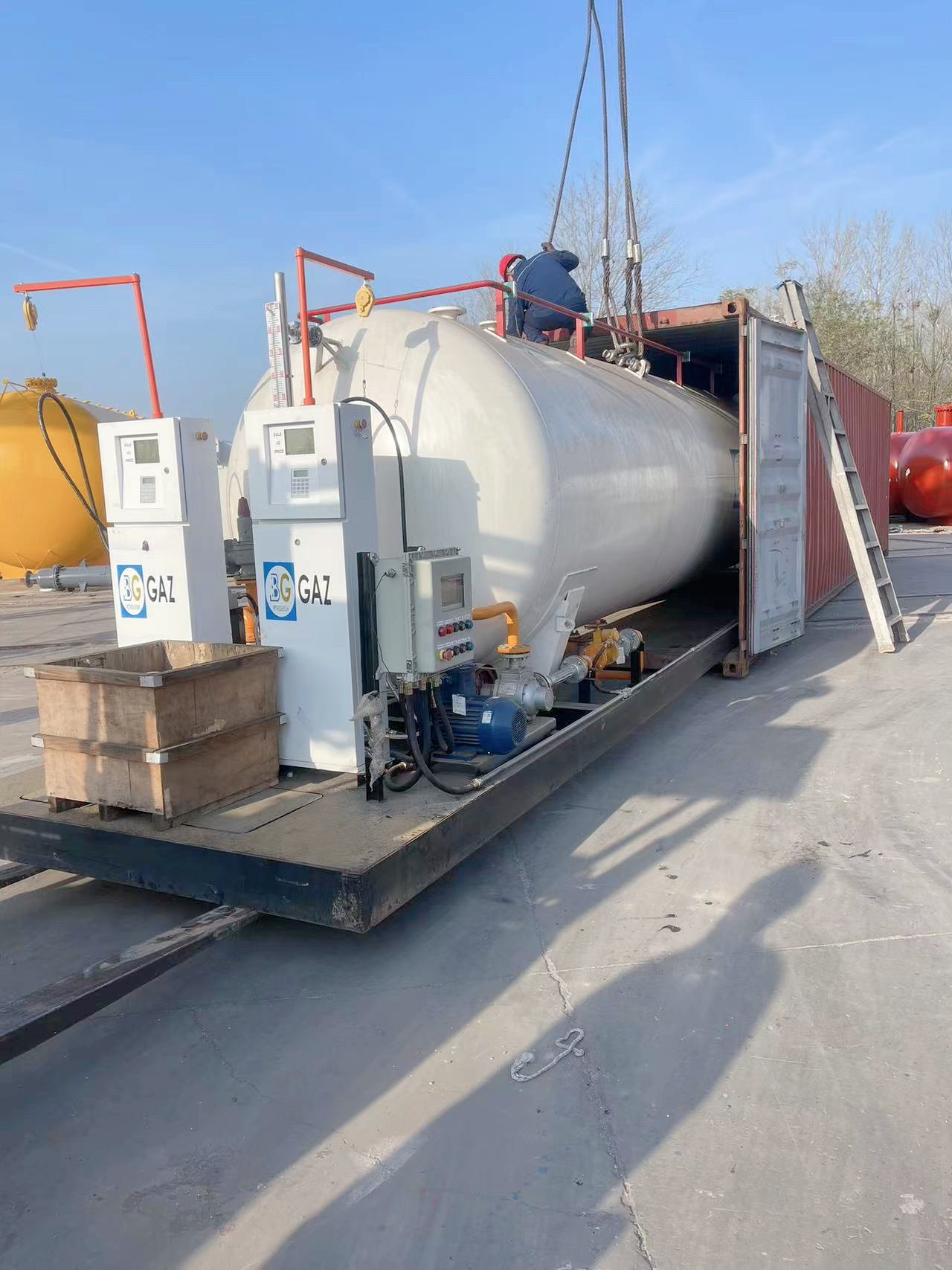 \ / 5
 հիման վրա