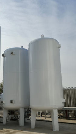 Features of 5 cubic metre cryogenic storage tank for LNG
