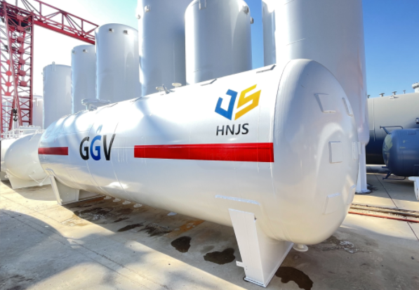 Installation effect of increasing the capacity of liquefied gas storage tanks