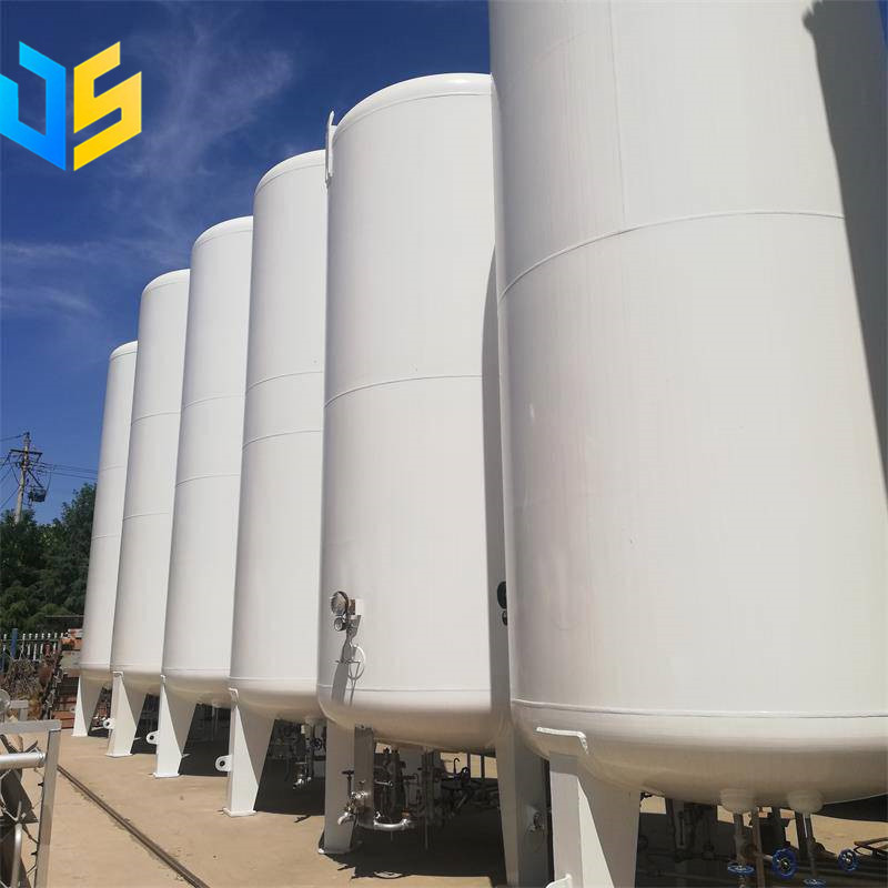 Cryogenic carbon dioxide storage tank application