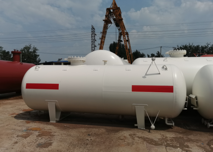 Design pressure of LPG storage tank