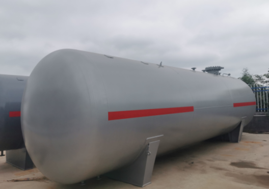Non-destructive testing and magnetic particle inspection of liquefied gas storage tanks
