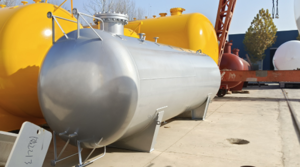 Service life of liquefied petroleum gas tanks