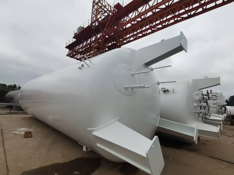 Հեղուկ ազոտի պահեստավորման բաքի դիմում