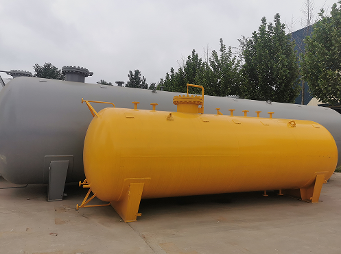 Liquefied petroleum gas storage tank material characteristics