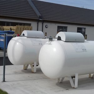 safety distance regulations for liquid oxygen tanks