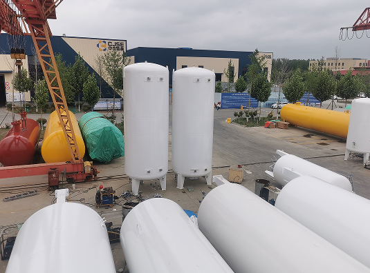 Introduction of cryogenic liquid storage tank