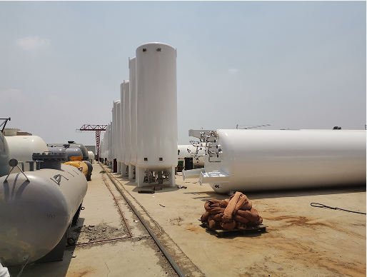 The role of double-wall design in LNG storage tanks