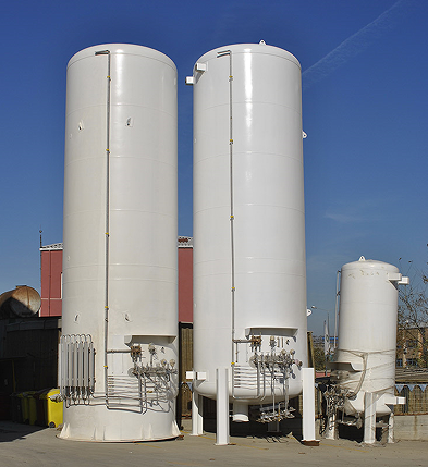 Solutions to LNG storage tanks’ negative environmental effects