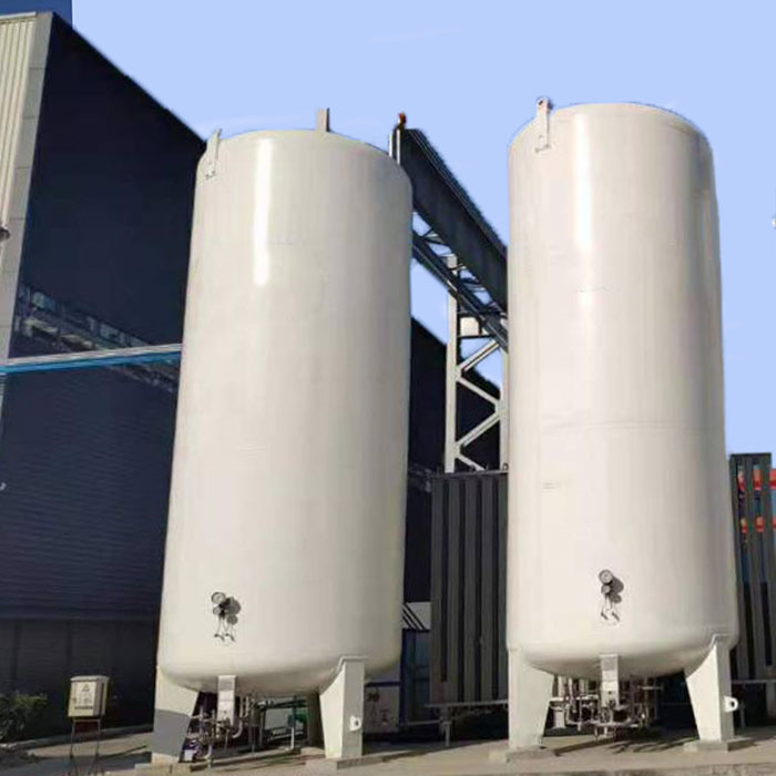 Safety distance of liquid oxygen storage tank